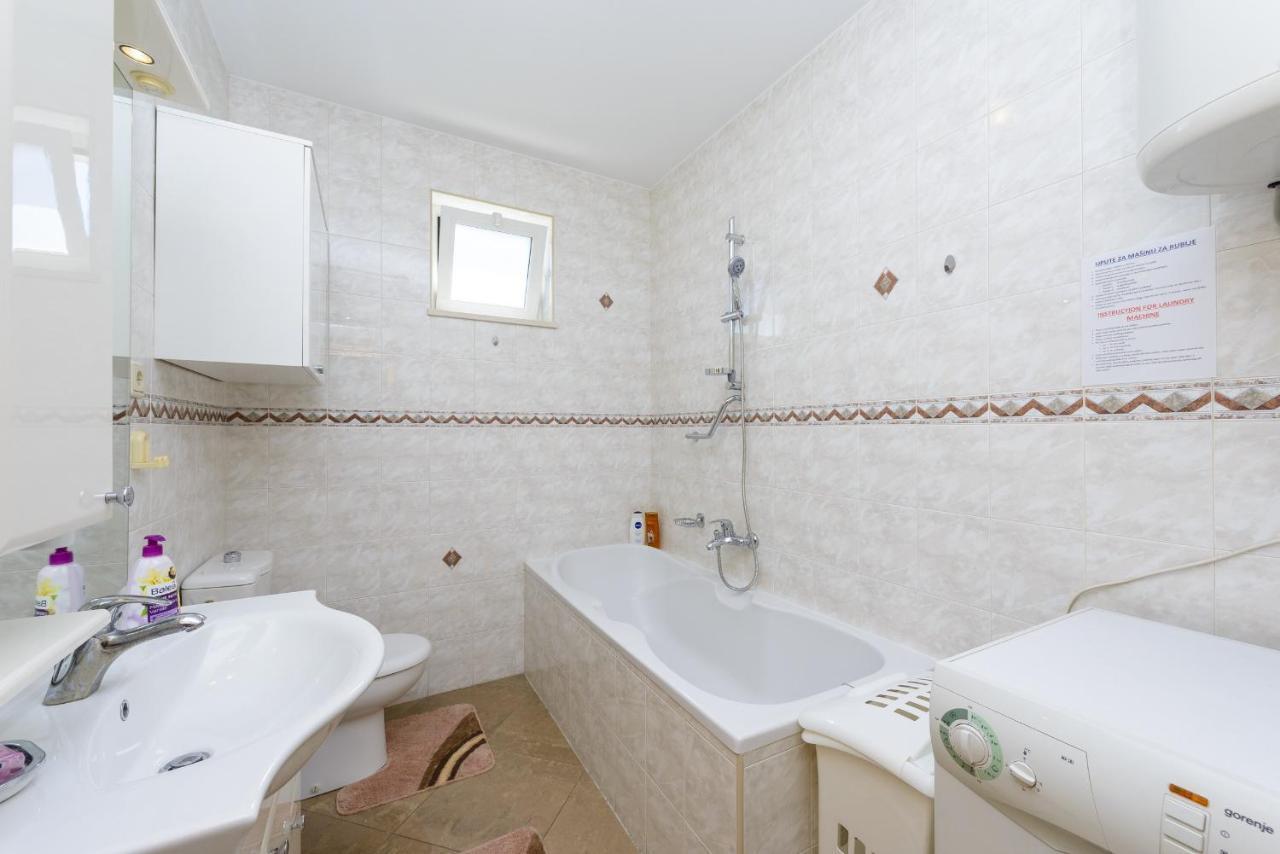 Apartment Tija Two Bedroom Apartment With Balcony And Partial Sea View Dubrovnik Extérieur photo