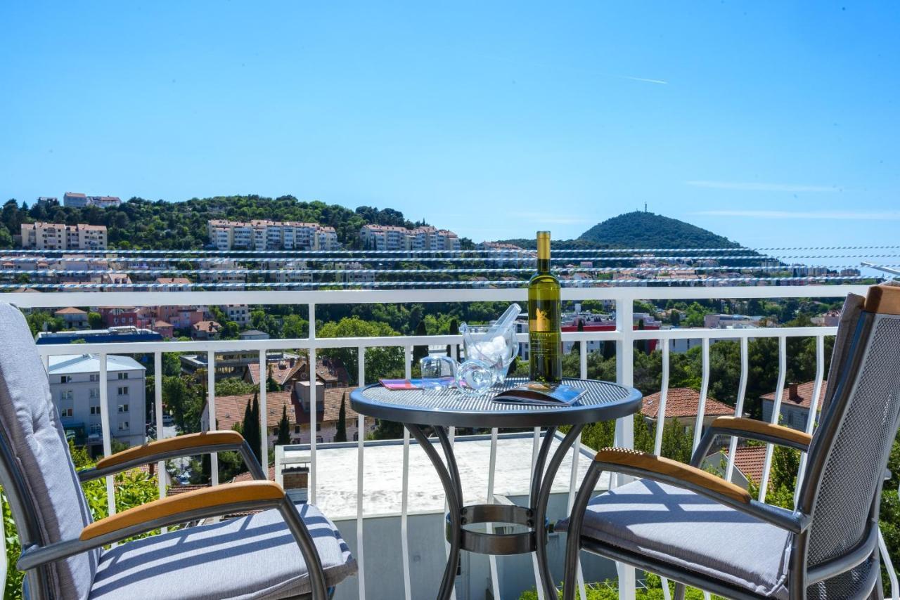 Apartment Tija Two Bedroom Apartment With Balcony And Partial Sea View Dubrovnik Extérieur photo
